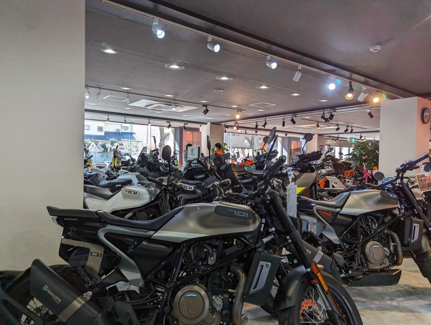 KTM府中/ハスクバーナ府中/ビーフリー府中店
Husqvarna 701 Supermoto
納車